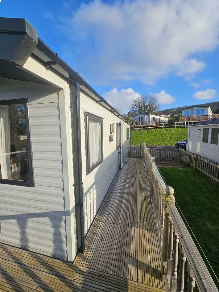 Caravan for 6 people, with garden in Somerset