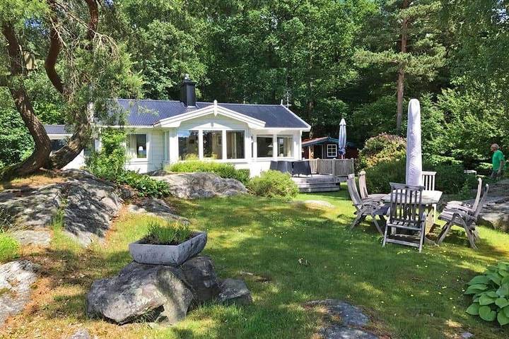 Hus för 4 Personer med sjöutsikt in Marks kommun, Västergötland
