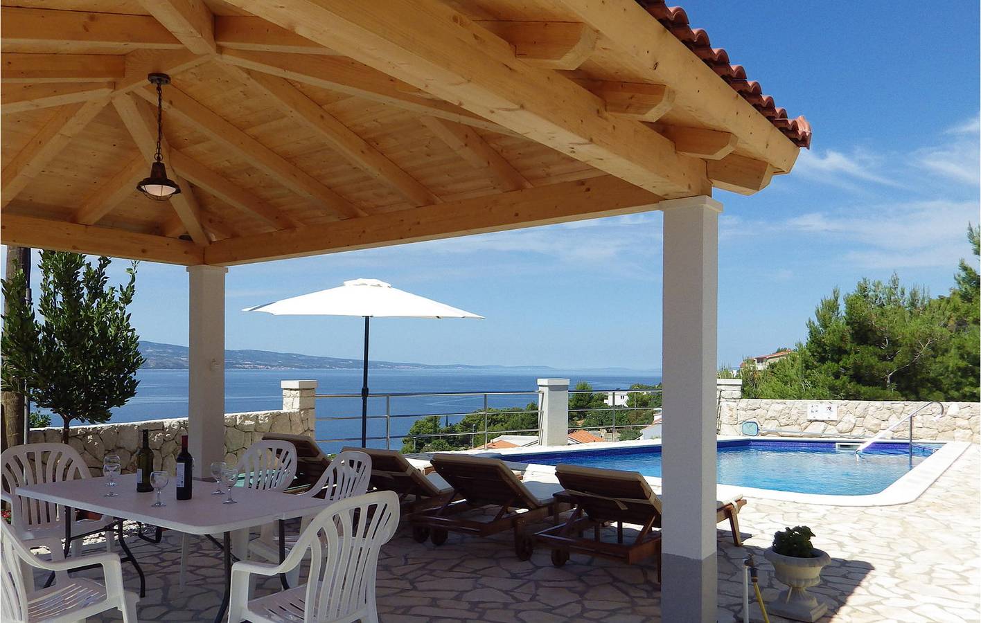 Ferienhaus für 6 Personen mit Terrasse in Lokva Rogoznica, Split-Dalmatien