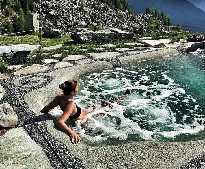 Chambre d’hôte pour 3 personnes, avec jardin ainsi que vue et piscine, animaux acceptés dans Vallée d'Aoste - 2