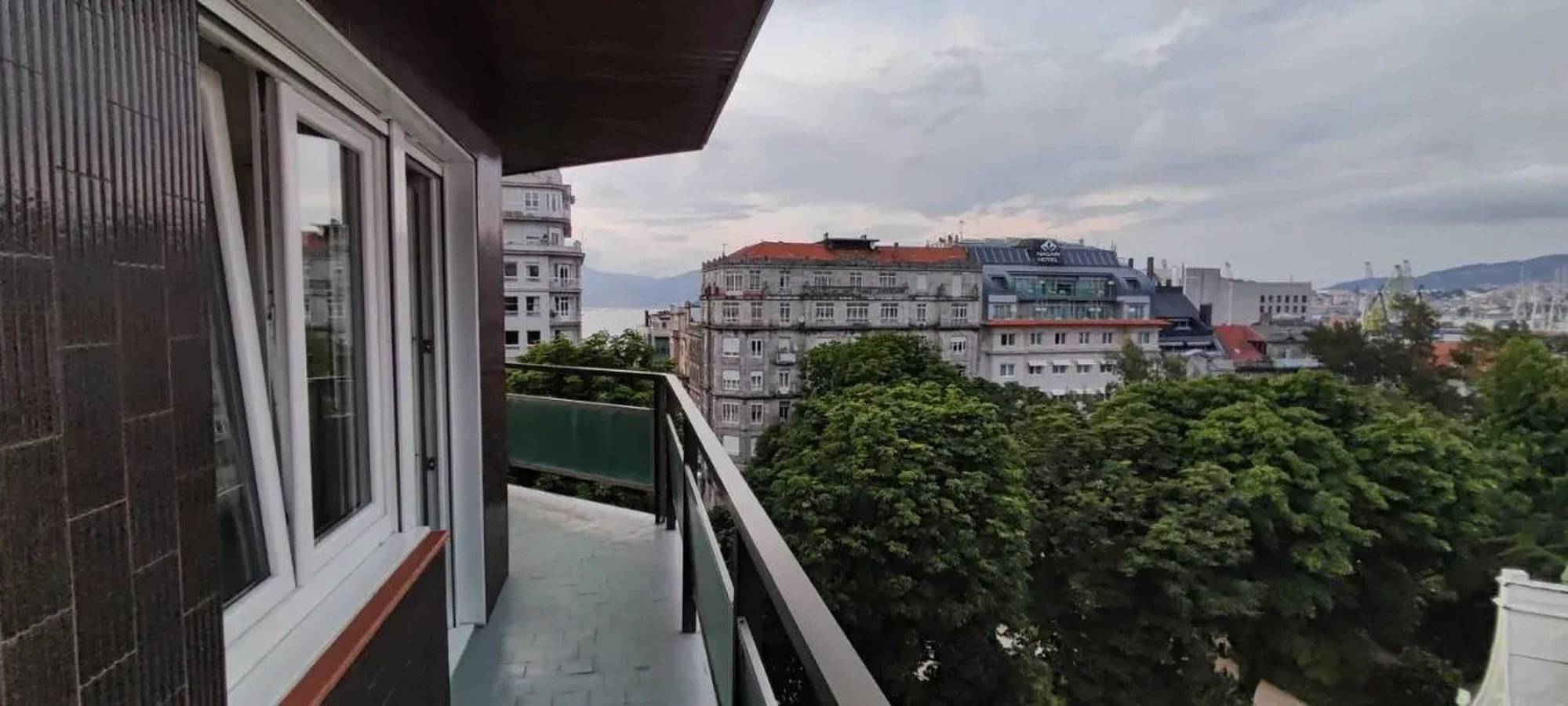 Apartamento entero, Apartamento encantador en Vigo - 45 m² - Vista al jardín in Vigo, Rias Baixas