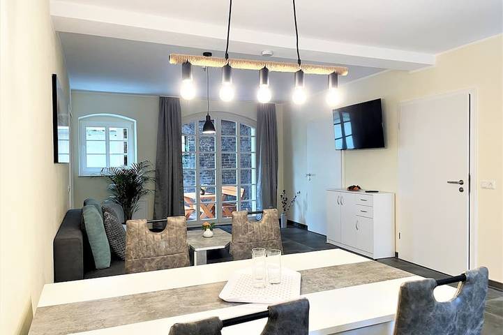 Ferienwohnung für 5 Personen, mit Terrasse und Garten - 1