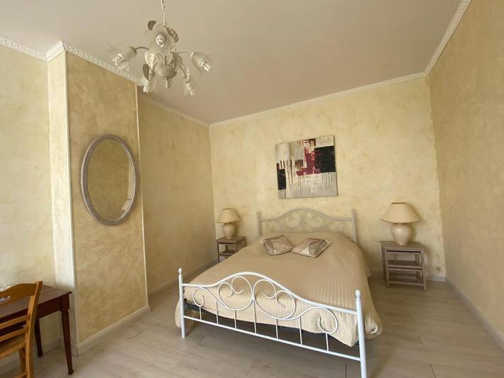 Location de vacances pour 3 personnes, avec jardin à Saint-Porchaire