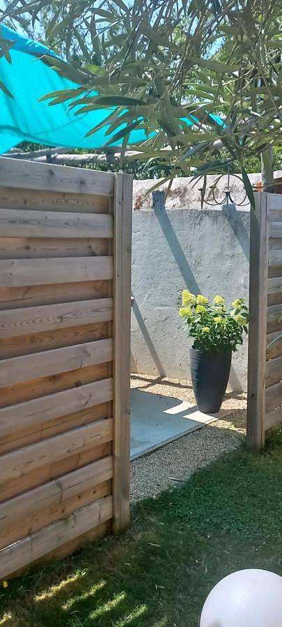 Location de vacances pour 2 personnes, avec vue et jardin, animaux acceptés à Saint-Quay-Portrieux - 2