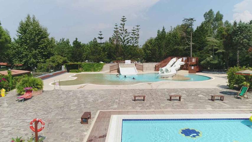 Casa móvil con aire acondicionado, terraza y piscina in Éboli, Costa tirrenica campania