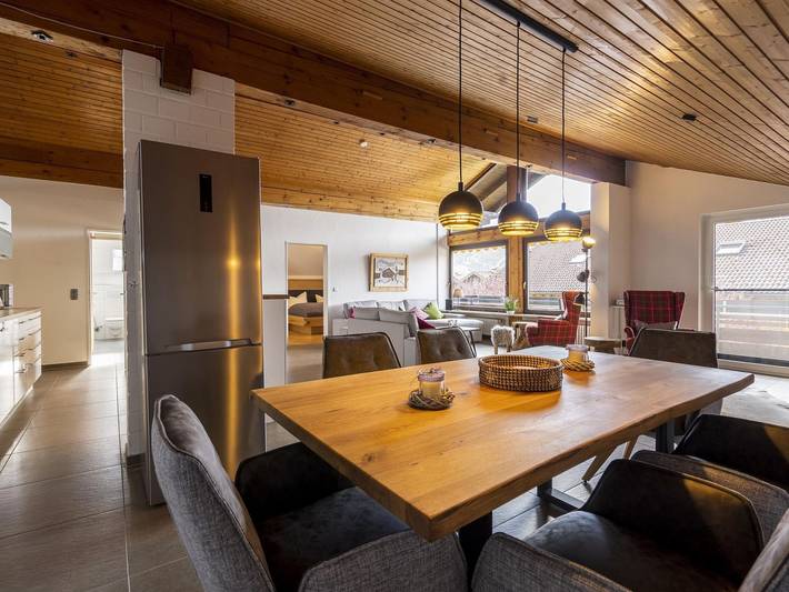 Ferienwohnung für 2 Personen, mit Garten und Terrasse sowie Pool und Sauna in Fischen