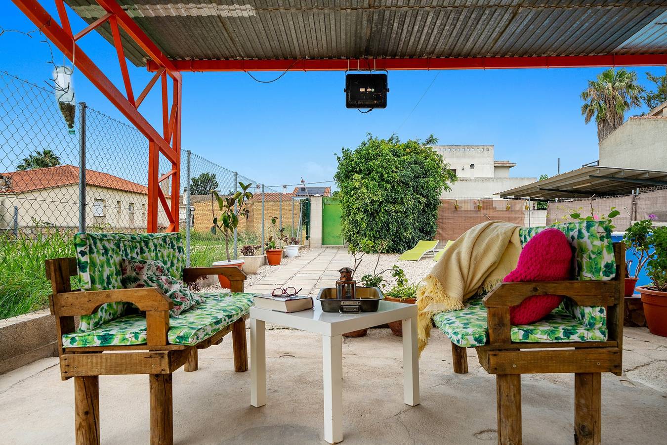 Ferienhaus "Ebre Home" mit privatem Mini-Pool, 3 privaten Terrassen und Wlan in La Cava, Terres de l'Ebre