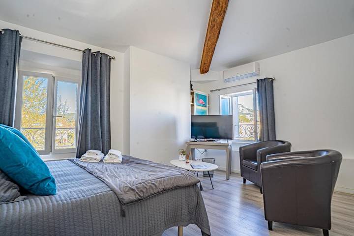 Chambre d’hôte pour 4 personnes, avec vue ainsi que piscine et jardin dans Parc national de Port-Cros - 4