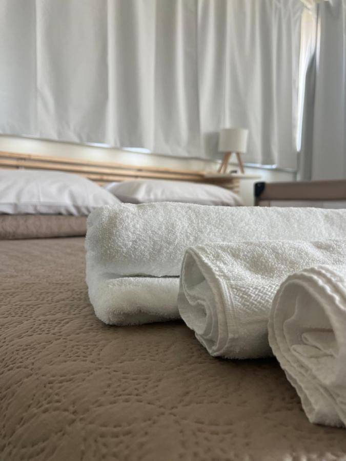 Location de vacances pour 2 personnes, avec balcon et vue dans Gallico Marina - 2