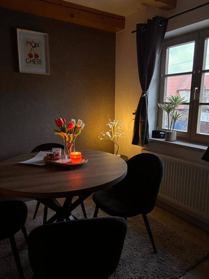 Ferienwohnung für 4 Personen, mit Balkon und Terrasse sowie Garten und Ausblick