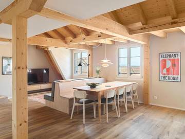 Hôtel pour 3 personnes, avec vue et terrasse à Morat