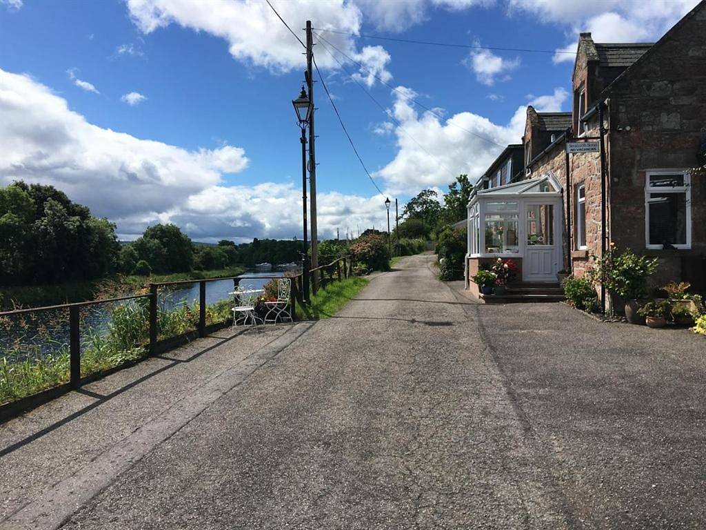 Double Room with Private Bathroom in Inverness, Highlands
