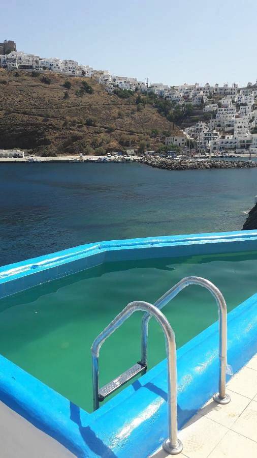 Appartement de vacances pour 3 personnes, avec Balcon et Jacuzzi ainsi que Terrasse et Jardin