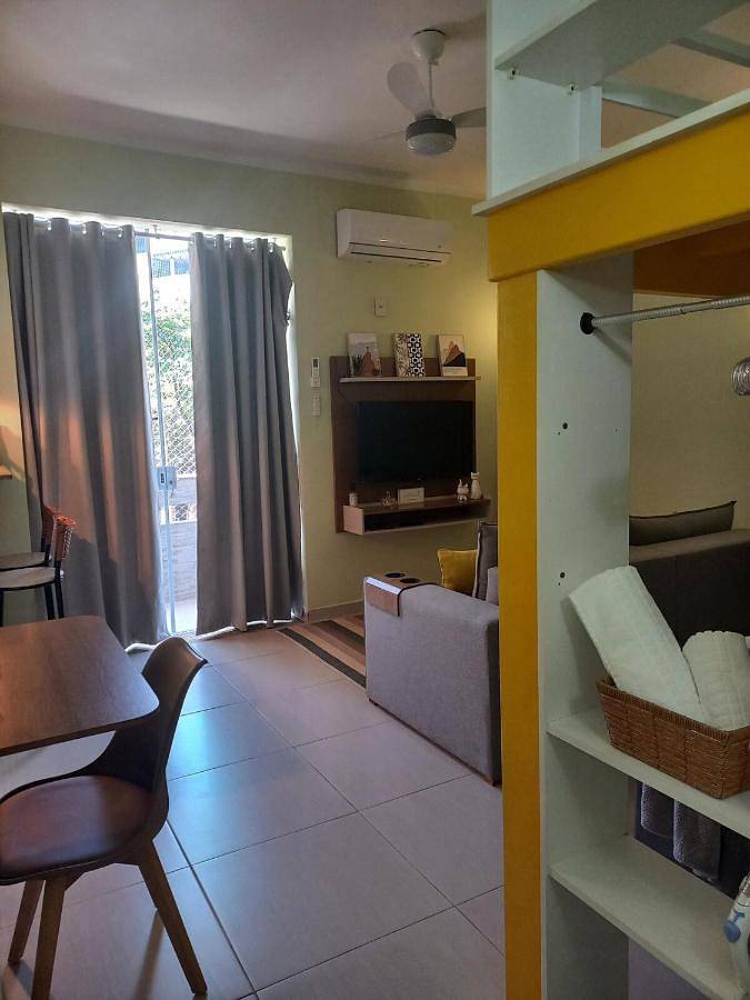Casas e apartamentos de temporada para 4 pessoas, com vista e balcão na Lapa (RJ)