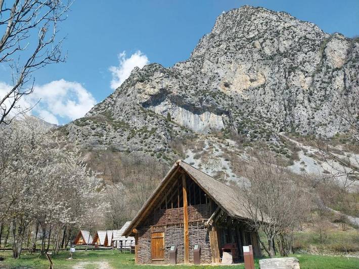 Location de vacances pour 2 personnes, avec Terrasse ainsi que Jardin et Vue à Valdieri