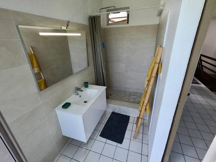 Gîte pour 4 personnes, avec jardin et vue à Remire-Montjoly - 4