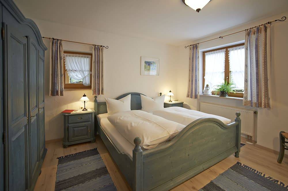 Ganze Wohnung, Haus Josefa, Panoramablick, Wlan, Kaminofen, Garten, Grillplatz, nähe Oberstdorf in Grünten, Burgberg im Allgäu