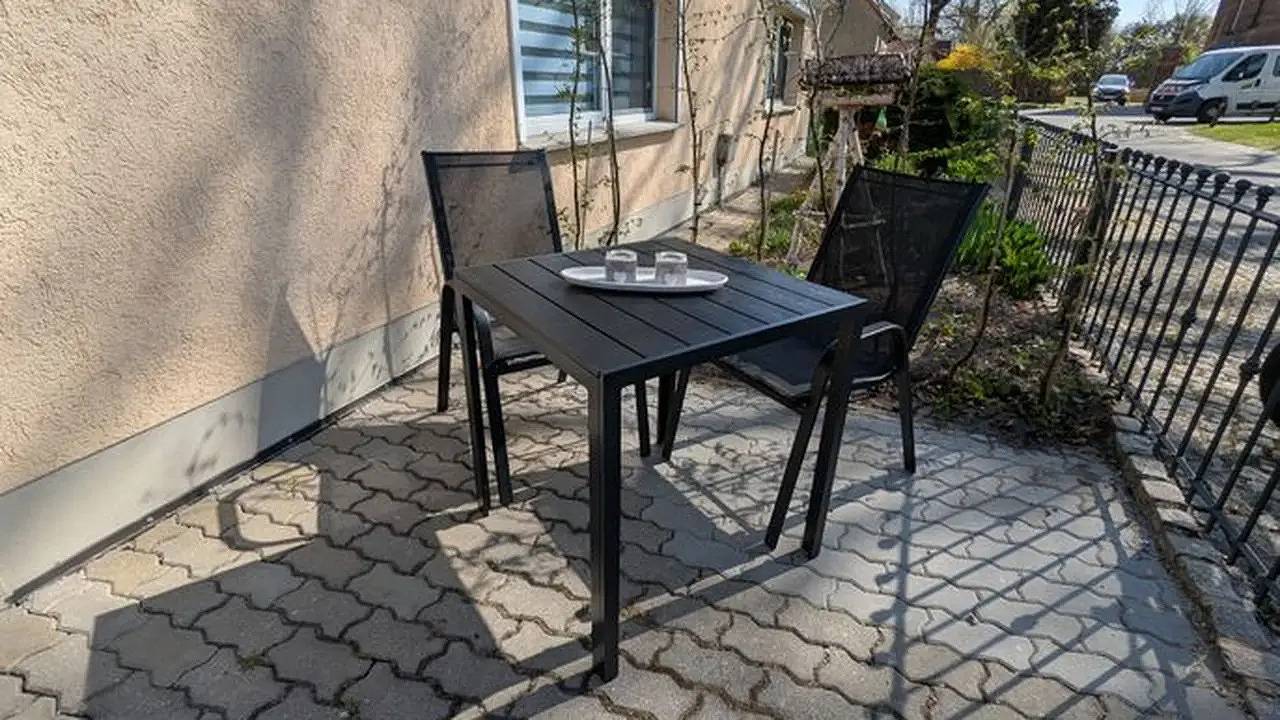 Ganze Ferienwohnung, Ferienwohnung für 2 Personen in Lauta Dorf in Lauta, Lausitzer Seenland