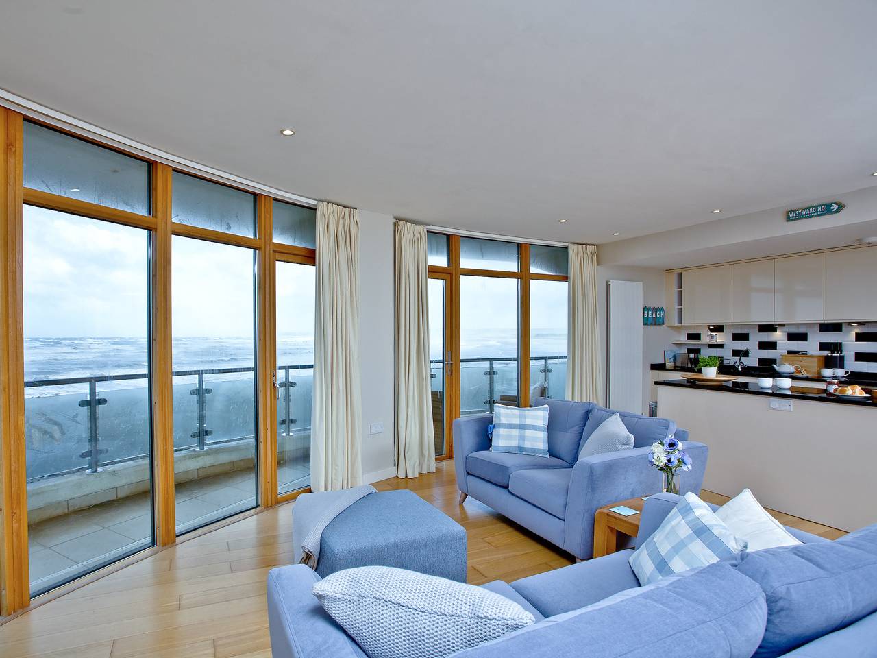 Apartment for 4 People in Westward Ho, Devon
