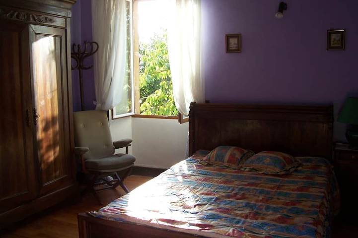 Gîte pour 6 personnes, avec balcon et jardin, animaux acceptés dans Château de Castelnau-Bretenoux - 4