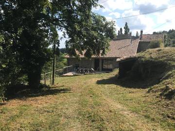 Gîte pour 10 personnes, avec jardin et jacuzzi à Saint-Apollinaire-de-Rias