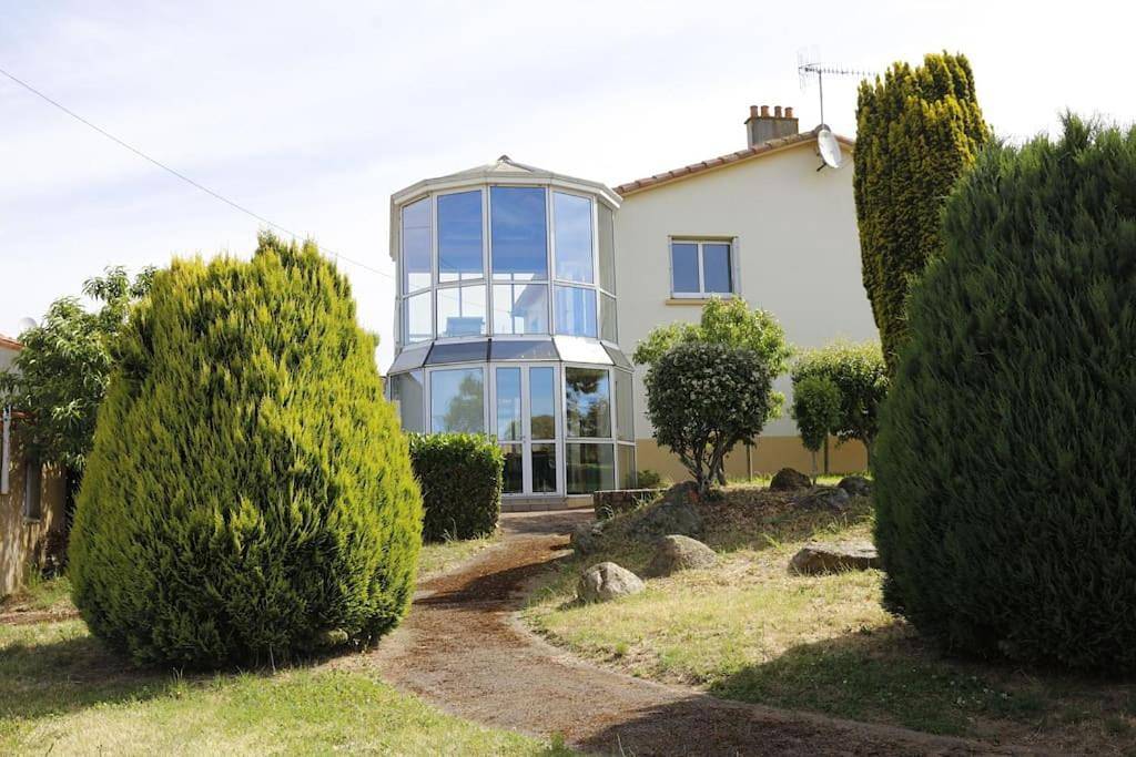 Le Gîte de Mellonia - 15 personnes - 20mn du Parc in Pouzauges, Fontenay-le-Comte