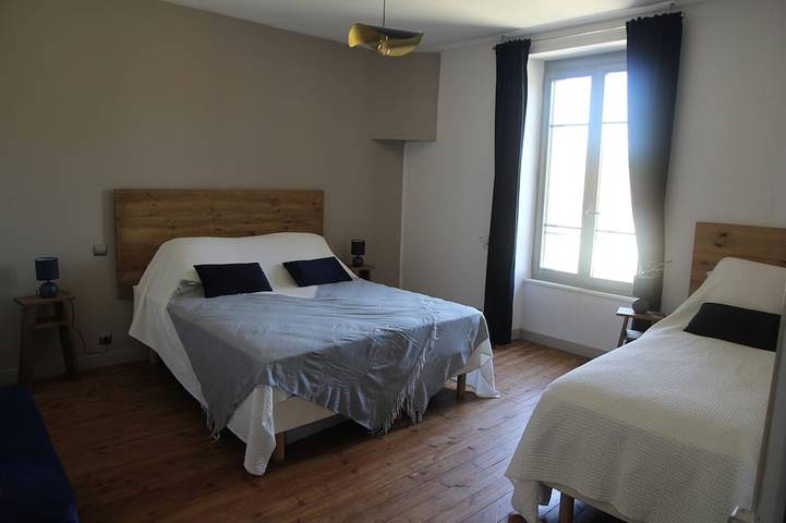 Location de vacances pour 17 personnes, avec jacuzzi et jardin à Saint-Plantaire - 3