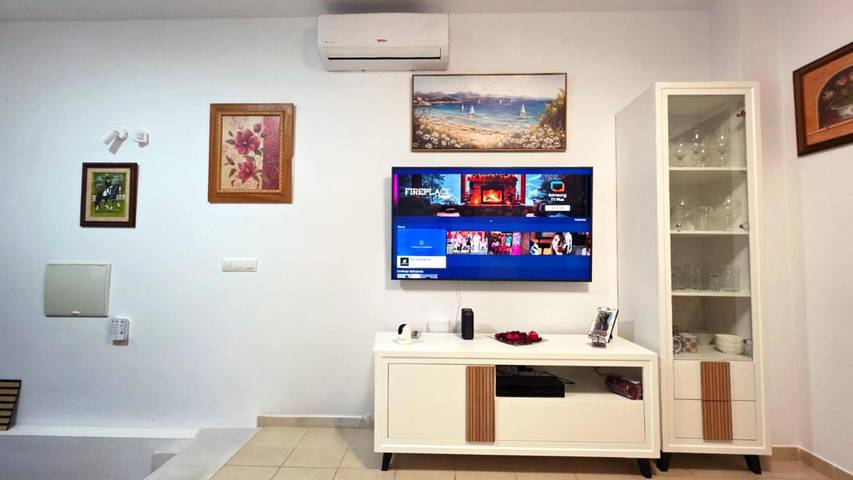 Central Duplex with Private Solarium in Barbate