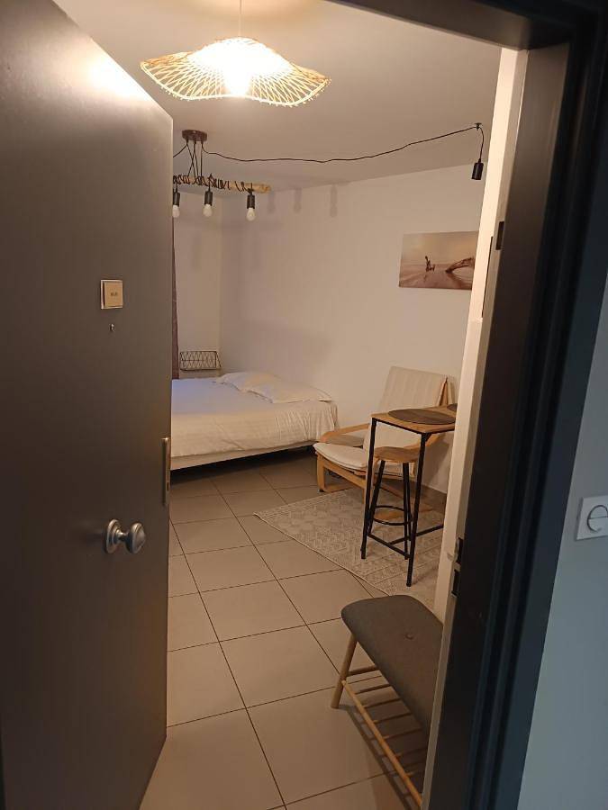 Location de vacances pour 2 personnes, avec terrasse à Saint-Priest - 4