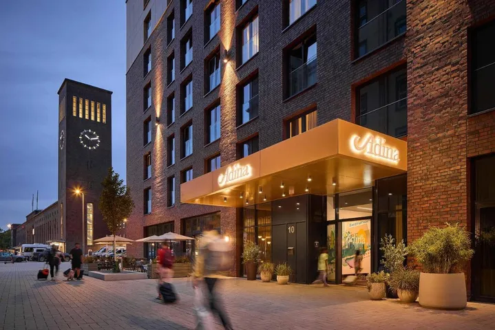 Aparthotel para 2 personas, con terraza además de sauna y piscina, Se admiten mascotas - 1