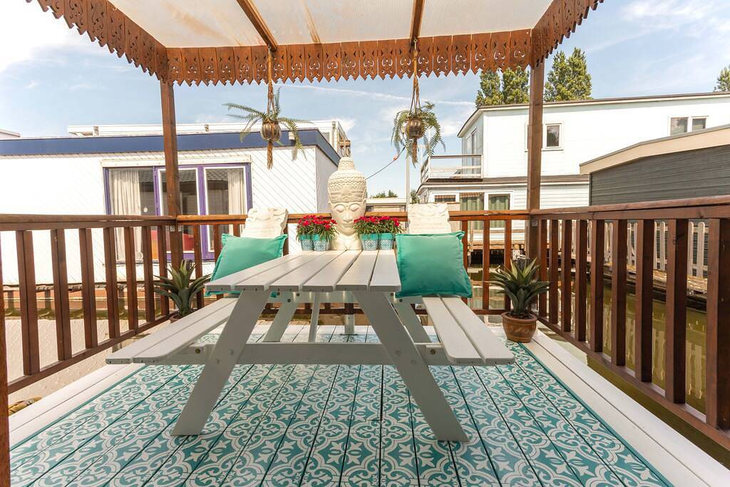 Gastenkamer voor 2 personen met balkon/terras in Amsterdam-Noord, Nederlandse kust