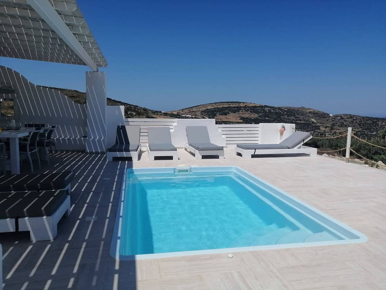 Villa for 6 People in Paros, Paros Regional Unit