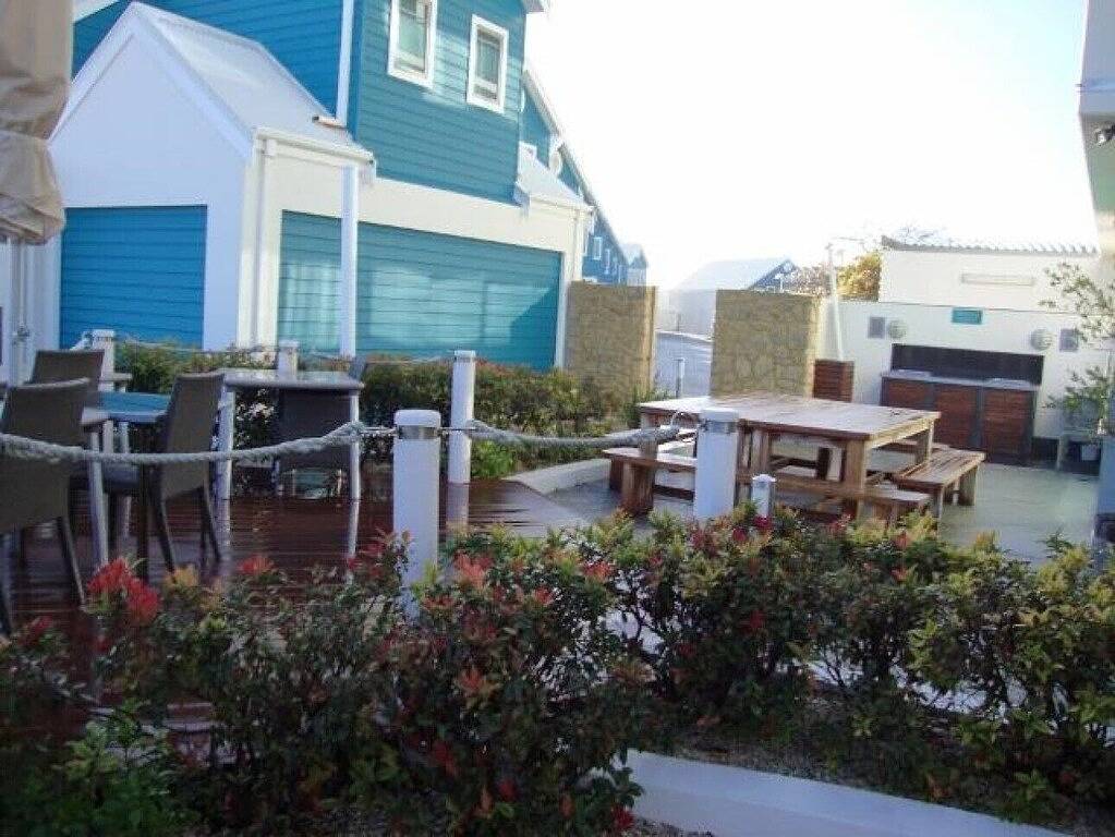 Ganze Wohnung, Stunning 270 degrees view of the Ocean, Beach & Marina Views in Mandurah, Western Australia