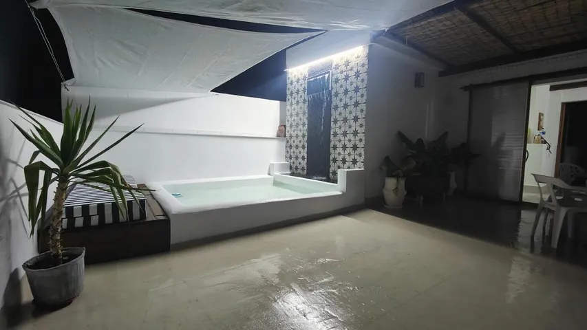 Apartamento de vacaciones para 4 personas, con jardín además de piscina y vistas - 1