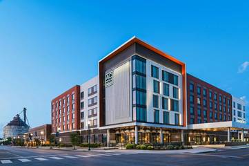 Hôtel pour 4 personnes, avec terrasse et piscine, animaux acceptés à Waco