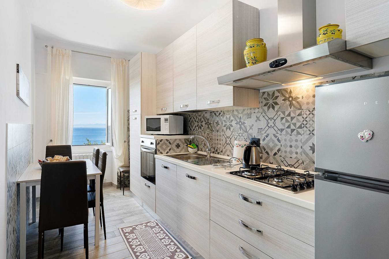 Ganze Wohnung, Apartment 'Casa Di Alida' mit Meerblick, Wlan und Klimaanlage in Camogli, Riviera di Levante