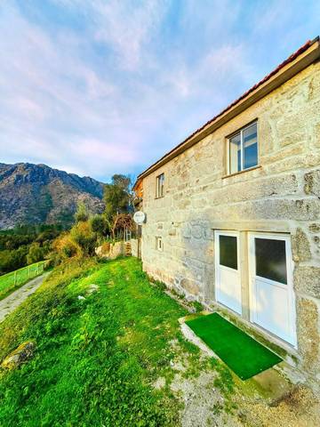Cottage pour 6 personnes, avec jardin et vue à Cabril