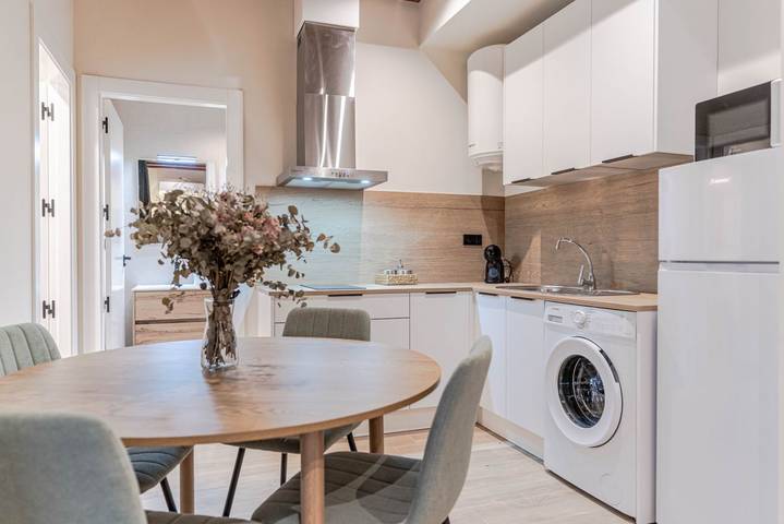 Suite Alhambra · Modern with private patio