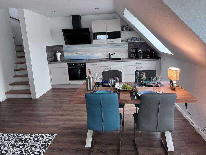Ferienwohnung für 4 Personen, mit Balkon und Ausblick in Greetsiel