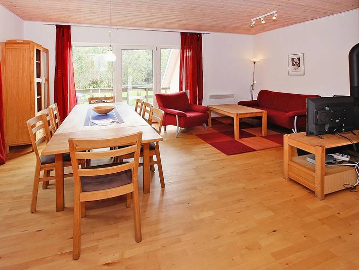 Amplia casa de vacaciones para 18 personas en Mirow. in Babke, Mirow