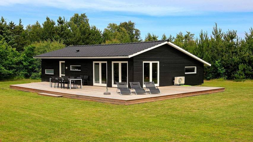 Ferienhaus für 7 Personen, mit Garten und Whirlpool sowie Sauna in Bratten
