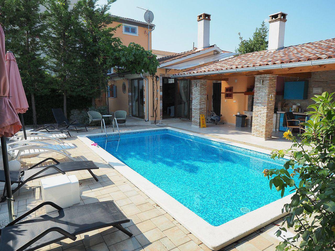 Art House Rovinj-Holiday,  für mehr Information  finden Sie uns im Internet. in Rovinjsko Selo, Rovinj und Umgebung