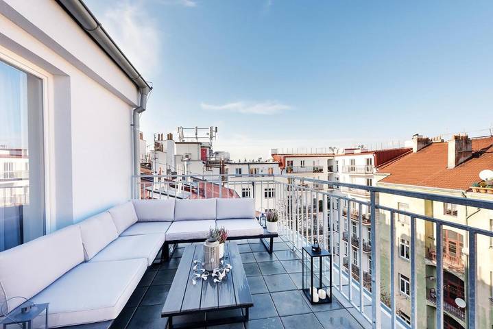 Ferienwohnung für 6 Personen, mit Terrasse in Vinohrady