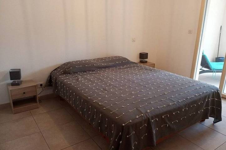 Gîte pour 2 personnes, avec terrasse à Ville-di-Pietrabugno - 2