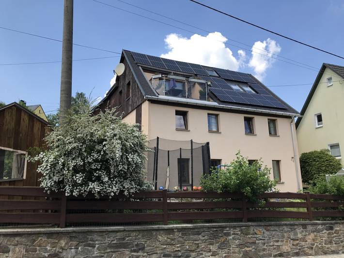 Ferienwohnung für 5 Personen, mit Garten und Balkon, kinderfreundlich in Schwarzenberg (Erzgebirge)