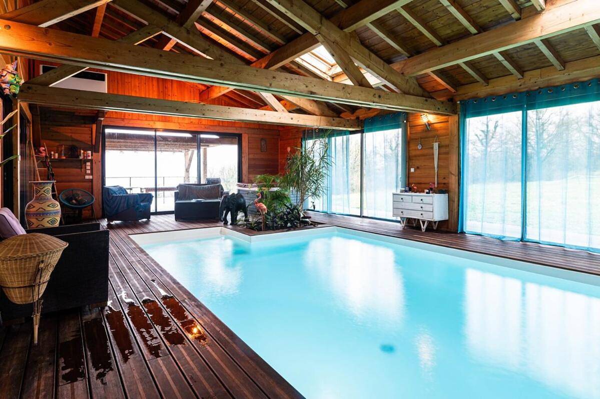 Villa in Ceyzériat, Région de Bourg-en-Bresse