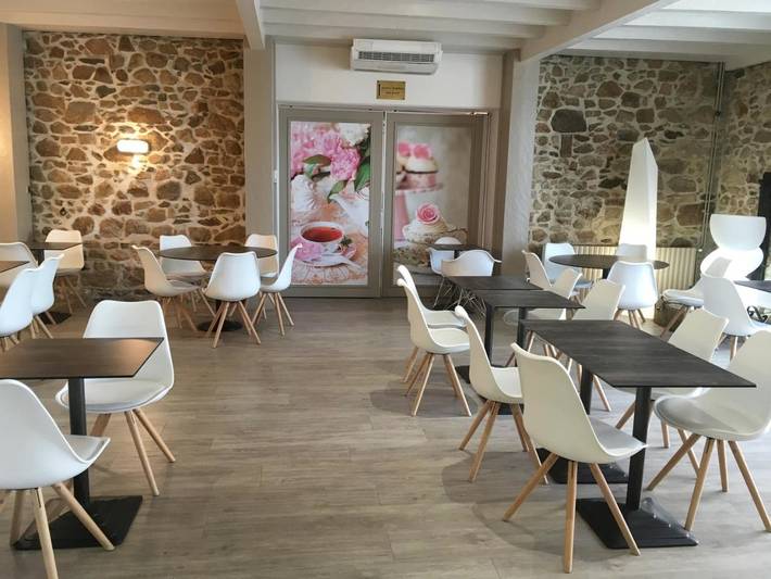 Hôtel pour 2 personnes, avec terrasse, animaux acceptés à Saint-Junien - 3