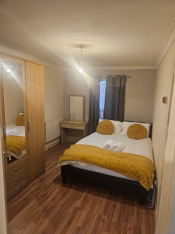 Holiday letting for 3 people, with balcony, child-friendly in Greenwich