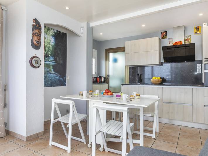 Gîte pour 4 personnes, avec terrasse dans La Pineda - 3