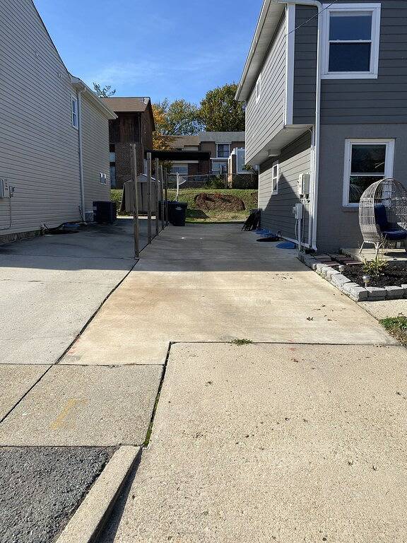 Modern Dc Retreat w/Parking for 4 Cars! -Brookland in Washington D.C., District of Columbia